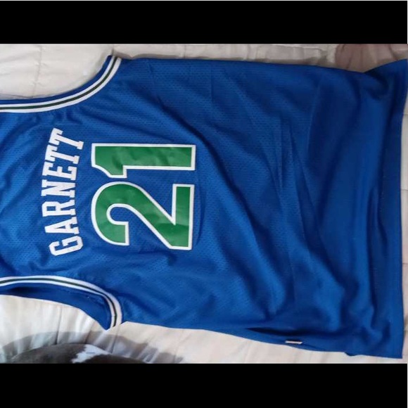 Kevin Garnett TB Timberwolves - Picture 2 of 2